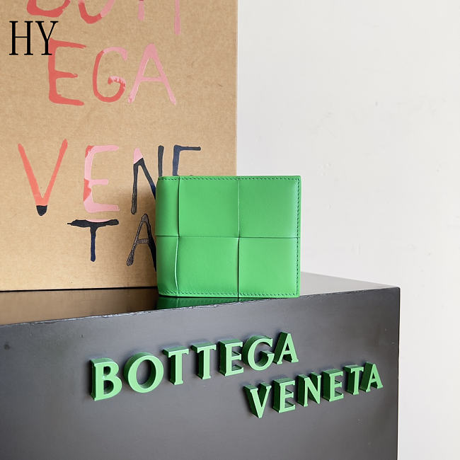 Bottega Veneta Cassette Bi-Fold Wallet Green 10.5*8.8*2.5 - 1