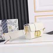 Dior Montaigne Box Bag White 17.5*11.5*5cm - 5