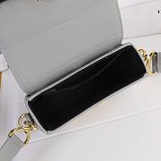 	 Dior Montaigne Box Bag Grey 17.5*11.5*5cm - 5