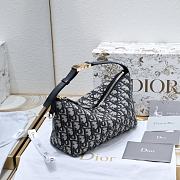 Dior Medium Diortravel Nomad Pouch Blue Dior Oblique 22 x 13 x 9.5 cm - 3