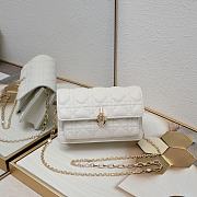 Dior Daily Chain Pouch White 20 x 11.5 x 3.5cm - 1