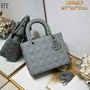 	 Lady Dior Grey Ultramatte 24cm - 1