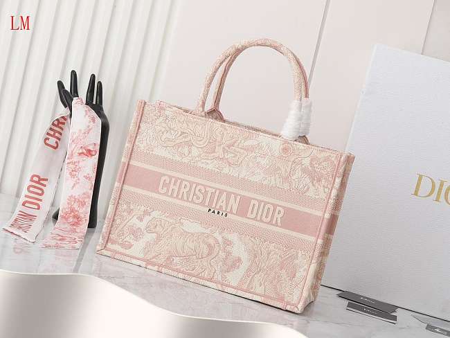 Dior Book Tote Pink Toile De Jouy Embroidery 36 x 27.5x16.8 cm - 1