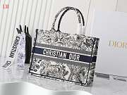 Dior Book Tote Black Toile De Jouy Embroidery 36 x 27.5x16.8 cm - 1