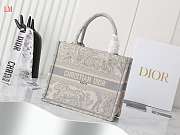 Dior Book Tote Grey Toile De Jouy Embroidery 26.5 x 21x14 cm - 1