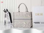 Dior Book Tote Grey Toile De Jouy Embroidery 26.5 x 21x14 cm - 2