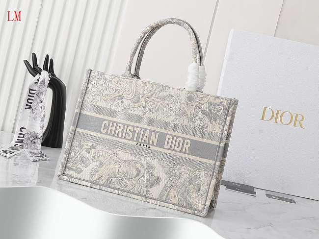 Dior Book Tote Grey Toile De Jouy Embroidery 36 x 27.5x16.8 cm - 1