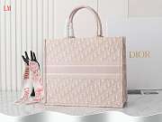 Dior Book Tote Pink Oblique Embroidery 42 x 35x18.5 cm - 3