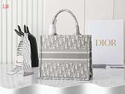 Dior Book Tote Grey Oblique Embroidery 26.5 x 21x14 cm - 3