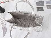 Dior Book Tote Grey Oblique Embroidery 36 x 27.5x16.8 cm - 5