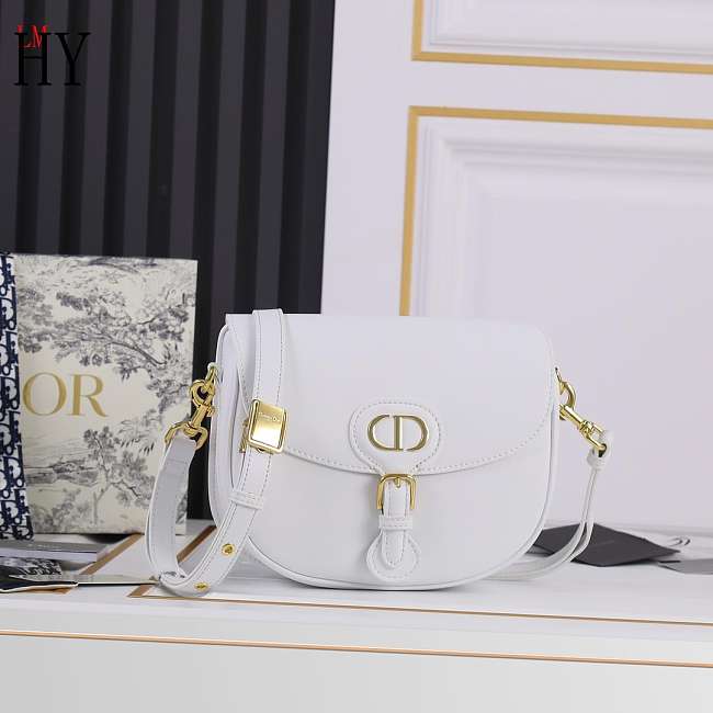 Dior Bobby Bag White 22cm - 1