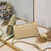 Dior 30 Montaigne Chain Bag Beige 20x10x4cm - 4