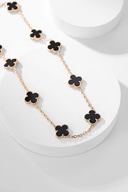 Van Cleef & Arpels | Alhumbra Vintage Necklace Gold Tone In Black - 6