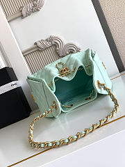CHANEL 25 grain leather bag size Size: 30x26x14cm - 5