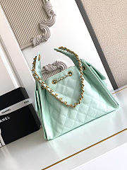 CHANEL 25 grain leather bag size Size: 30x26x14cm - 4