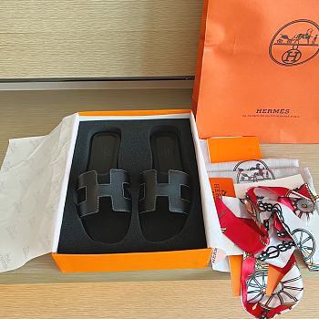 Hermes orange sandals black