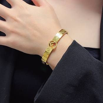 Fendi logo golden bracelet