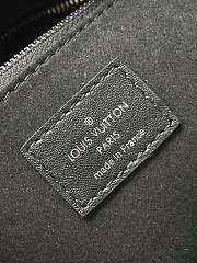 LV on the go black full leather  M14576 size 25×19×11.5 cm - 6