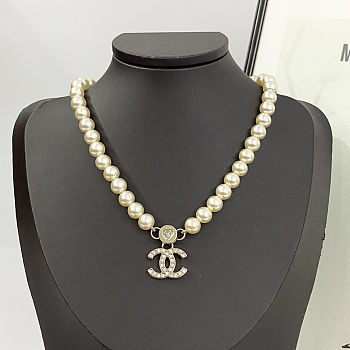 CHAN 24 Hollow Heart Rhinestone Double C necklace