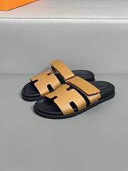 Hermes cowhide slippers for men and women - 2