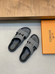 Hermes cowhide slippers for men and women black  - 3