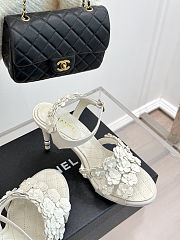 Chanel 25p Spring and Summer New white - 4