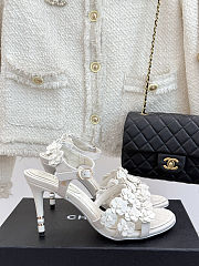Chanel 25p Spring and Summer New white - 2