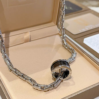 Bvlgari necklace for men and women with extremely beautiful and quality