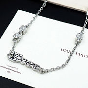 LV necklace interprets the eye-catching style with simple strokes - 5