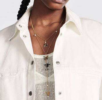 Dior's new necklac which is loved by all the top brand
