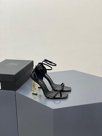 YSL black highheels