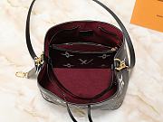 LV NéoNoé medium bucket bag size 26.0 x 26.0 x 17.5 cm - 5