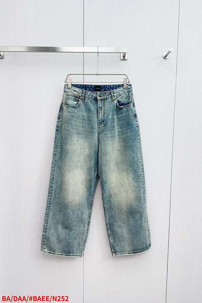 Balenciaga street style jeans  - 1