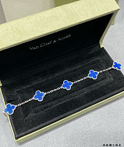 VCA high-grade blue agate five-flower four-leaf clover bracelet - 5