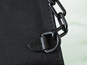 LV Embossed soft Monogram Taurillon leather M81746 size 18.0x 11.0x 6.5 cm - 2