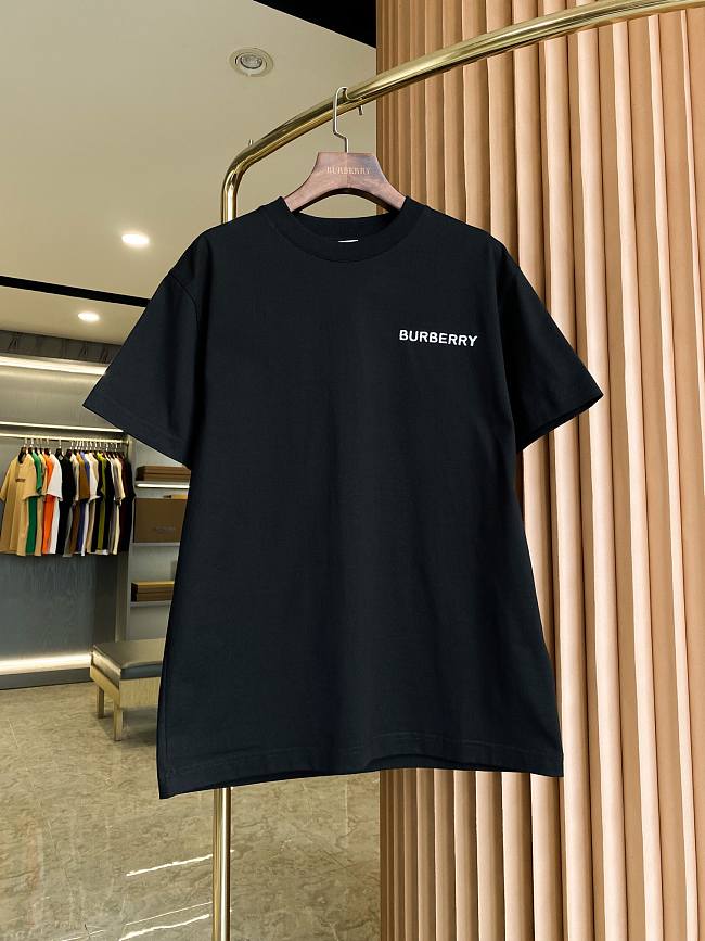 Burberry Exclusive cotton short-sleeved T-shirt with TB embroidery on the back black - 1