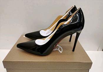 Louboutin leather black patent heels - heels height : 10cm