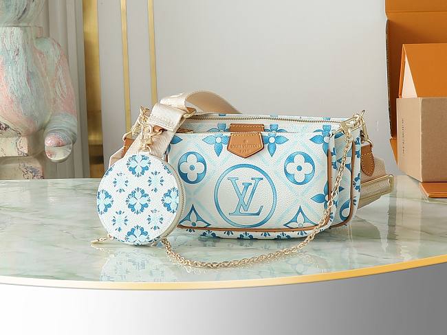 Louis Vuitton Multi Pochette Accessoires 'Lagoon Blue' - size: 24x13.5x4cm  - 1
