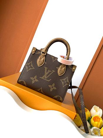 LOUIS VUITTON OnTheGo BB Monogram Reverse Canvas Handbag Brown size 18.0x15.0x8.5 cm