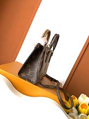 LOUIS VUITTON OnTheGo BB Monogram Reverse Canvas Handbag Brown size 18.0x15.0x8.5 cm - 4