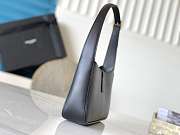 YSL Hobo LE 5 À 7 black size 25x14x6cm - 6