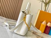 Louis Vuitton Capucines BB Taurillon Leather Bag size  27x18x9cm - 2