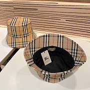 Burberry hat  - 4