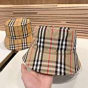 Burberry hat  - 2