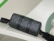 Louis Vuitton Keepall 25 Bandouliere Monogram Eclipse size 25x15x11cm - 4