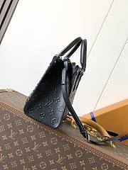 Louis Vuitton OnTheGo PM 2025 Black size 25x19x11.5cm - 5