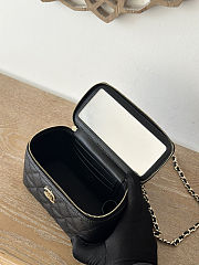  Chanel Caviar Quilted CC Top Handle Vanity Case With Chain Black size 17 x 9.5 x 8 cm - free Chanel necklace - 2