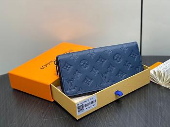 LV Navy wallet 