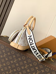 Louis Vuitton Nano Alma bag in Monogram canvas size 15x19.5x10cm - free LV necklace - 4