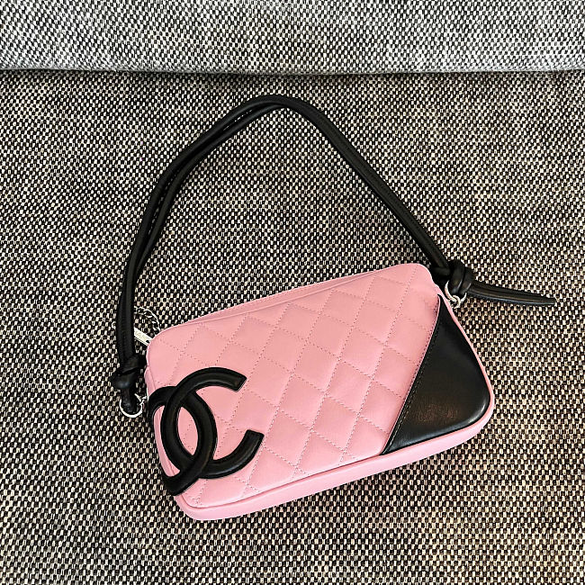 Chanel Cambon Pochette Quilted Leather Pink size 21x13x3cm - 1